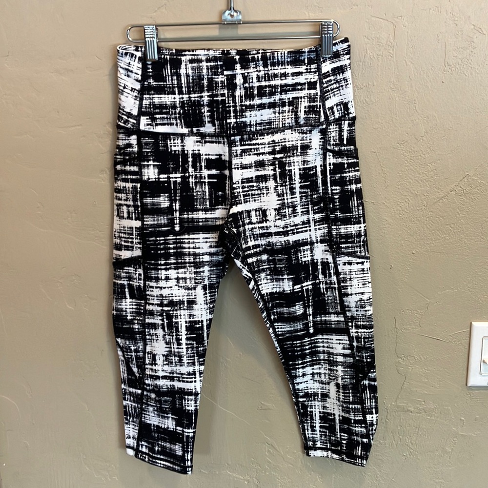 Senita capri tights. Excellent condition!!